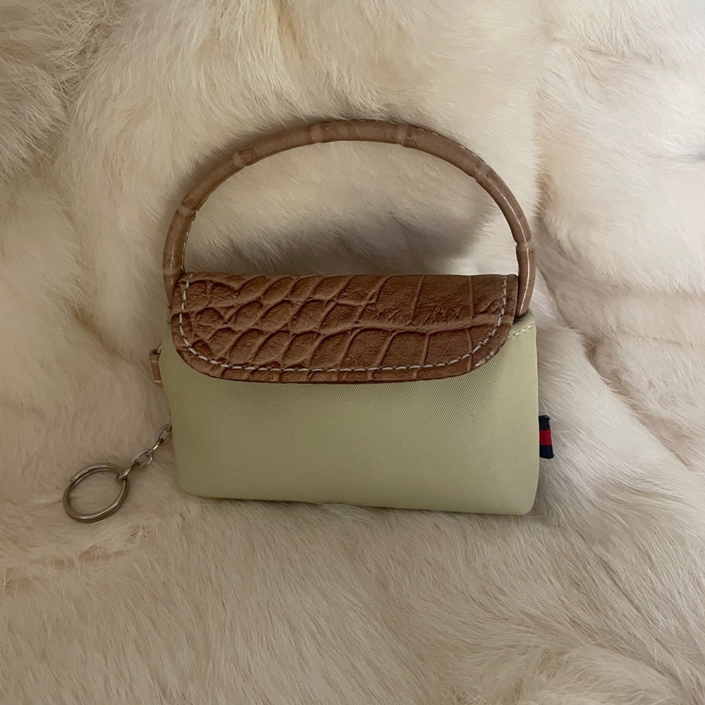 Faux Croc Embossed Tan & Pale Green Change Purse Keychain